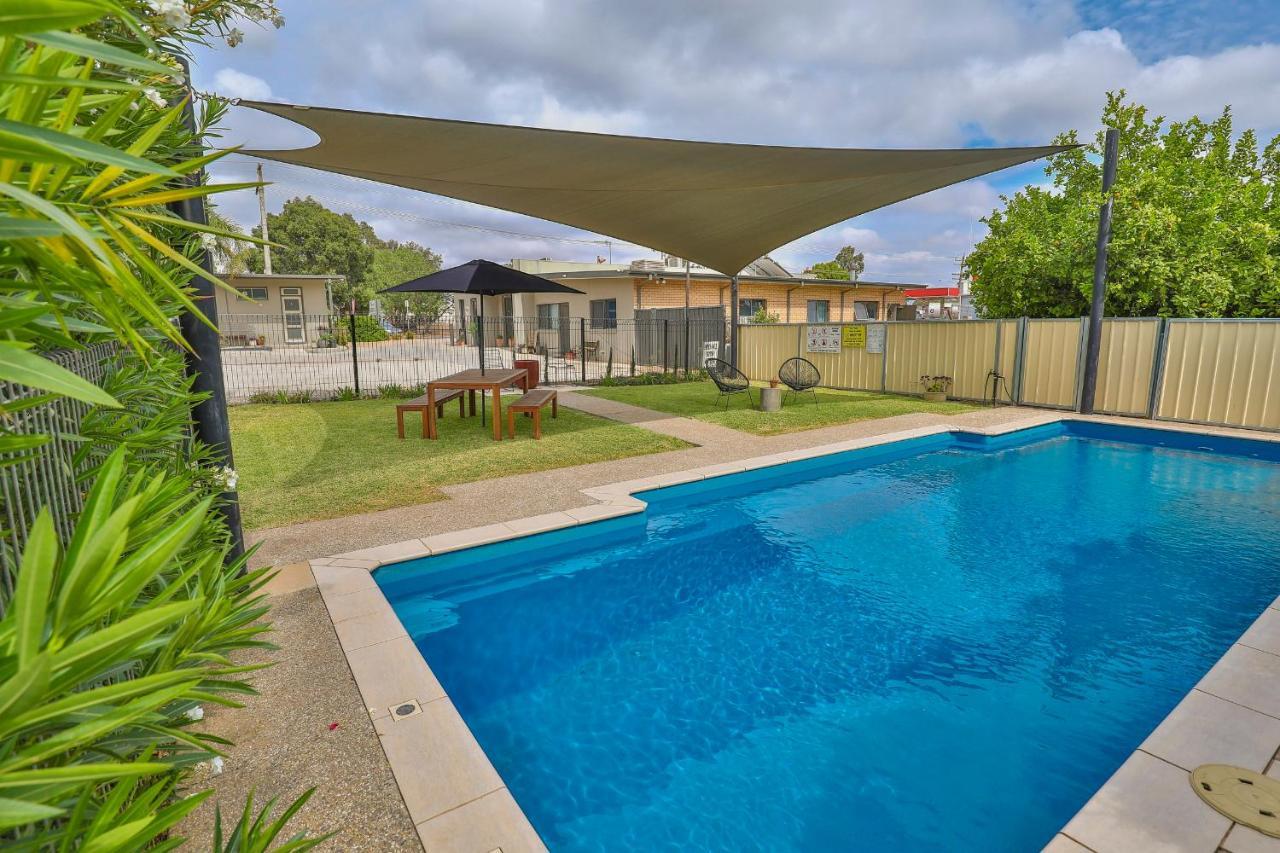 Robinvale Bridge Motel Экстерьер фото