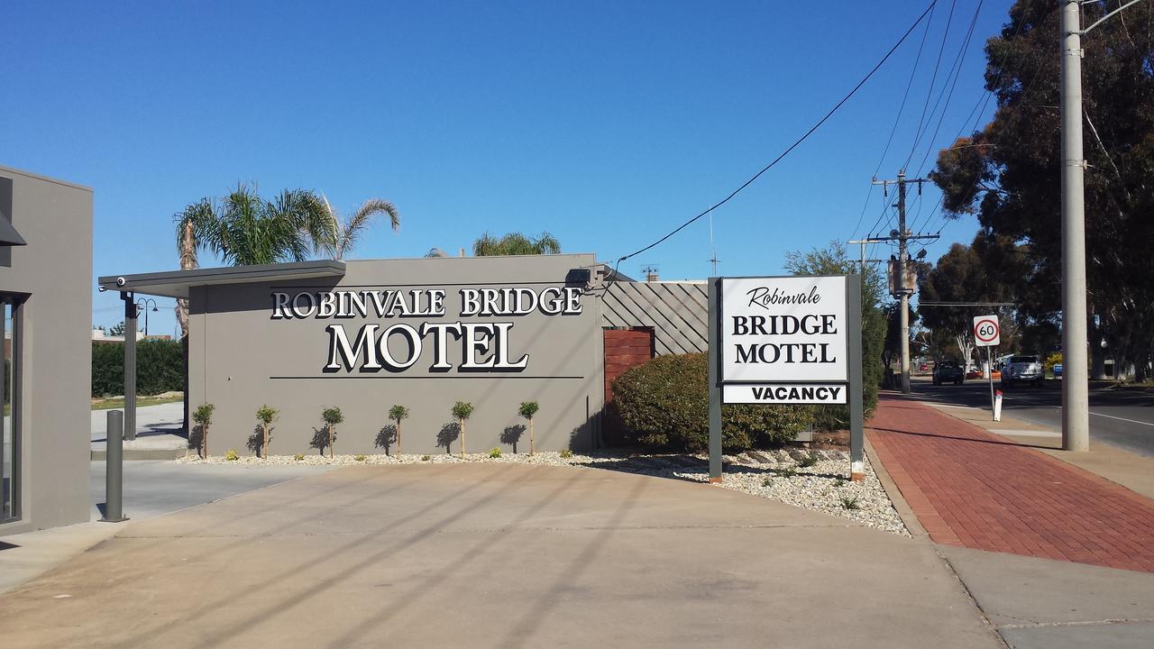 Robinvale Bridge Motel Экстерьер фото